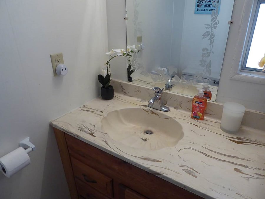 Furnished Finder property 692120_1 photo 33