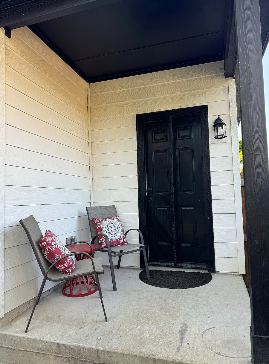 Furnished Finder property 692154_1 photo 22