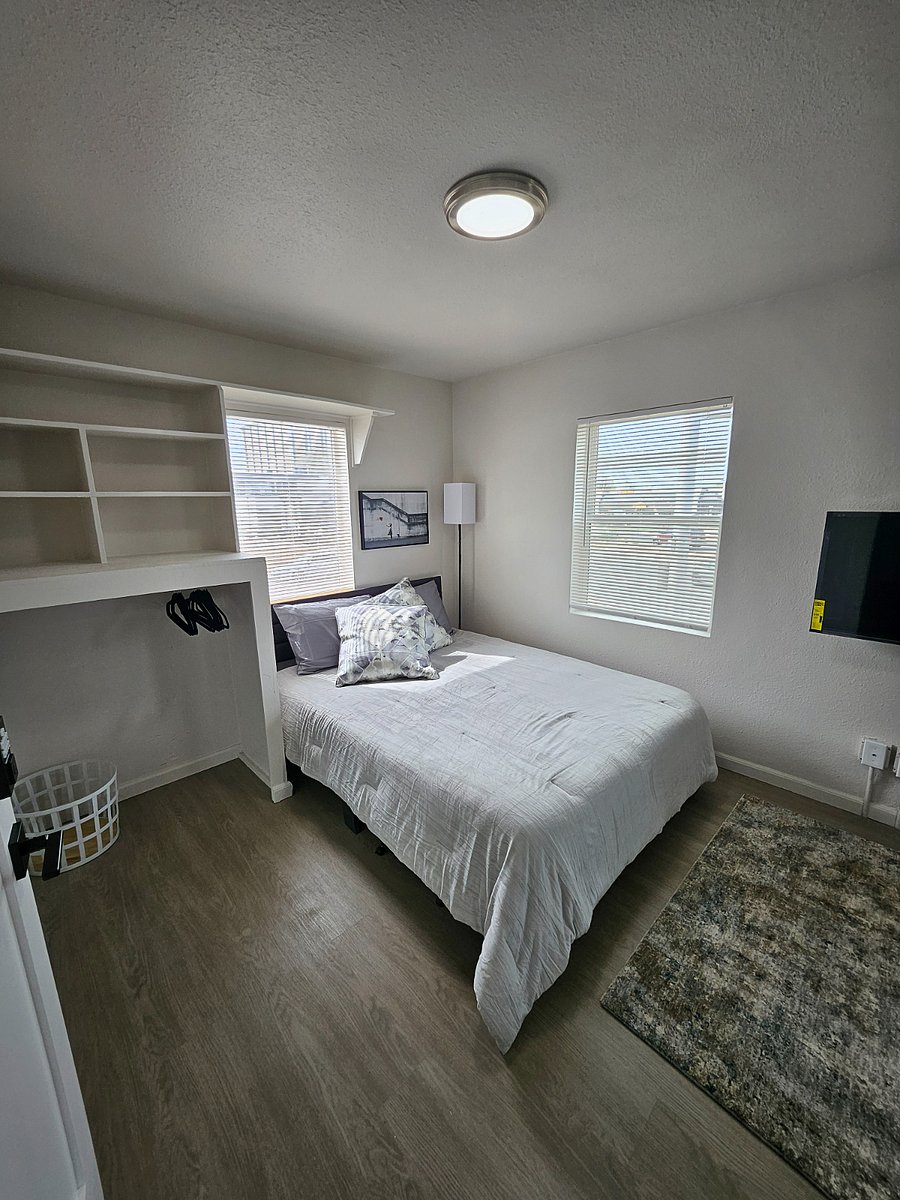 Furnished Finder property 692254_2 photo 5