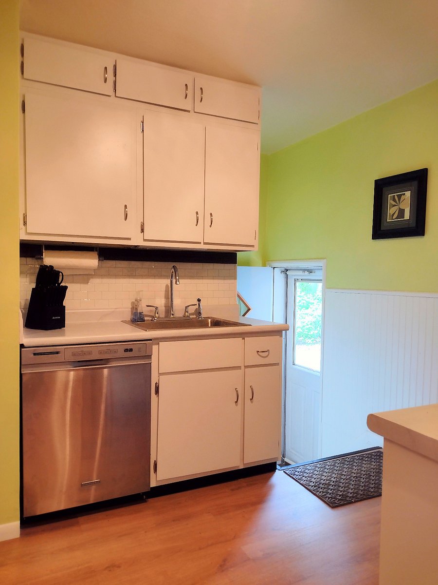 Furnished Finder property 692275_1 photo 24