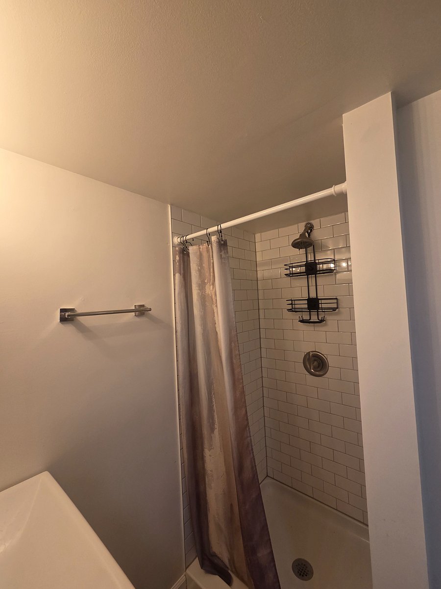 Furnished Finder property 692315_1 photo 3