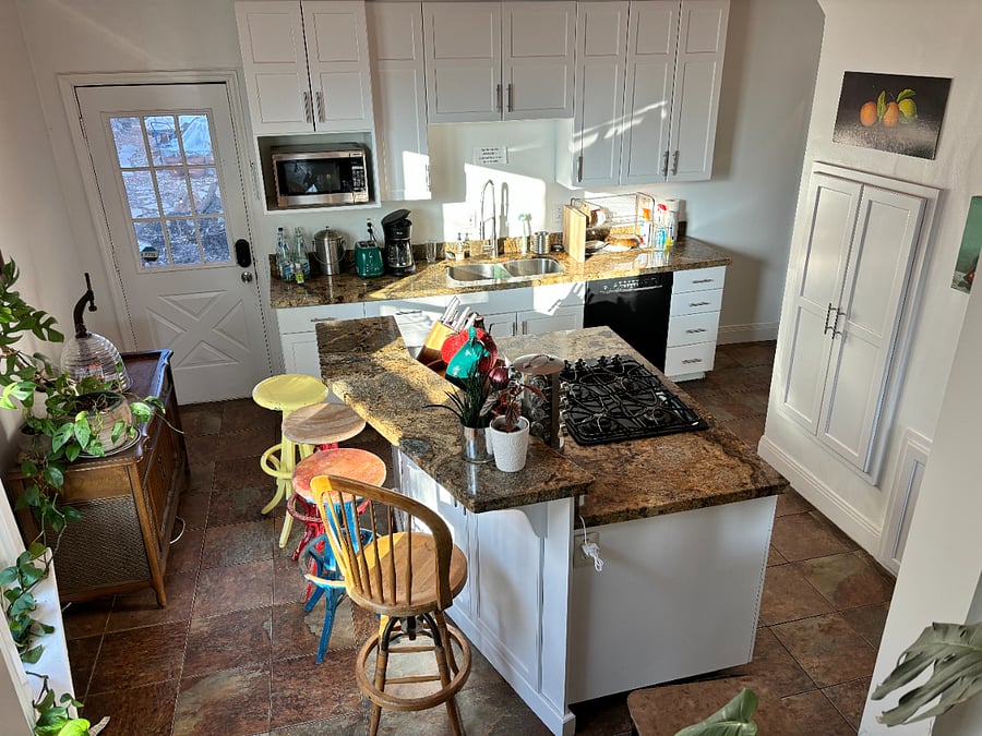Furnished Finder property 692369_1 photo 3