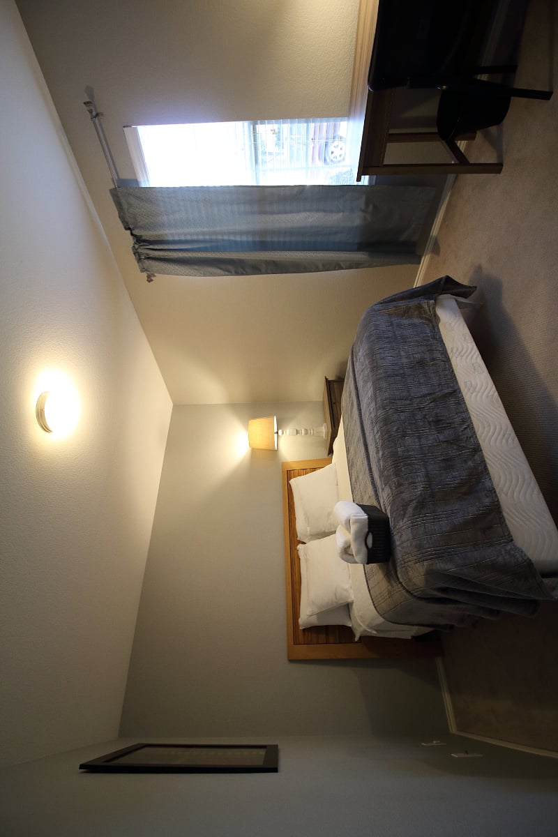 Furnished Finder property 692416_1 photo 2