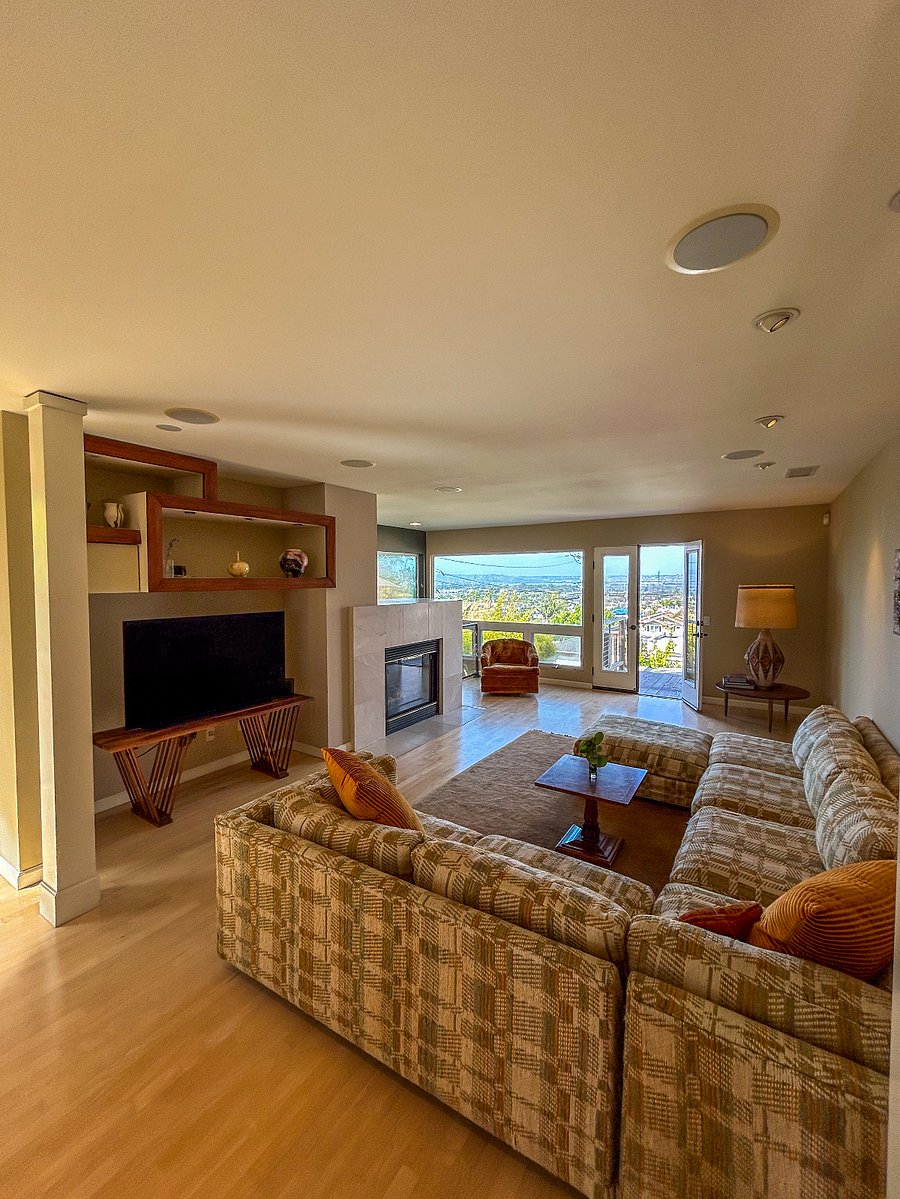 Crazy views from the comfort of the sofa while you watch some movies.