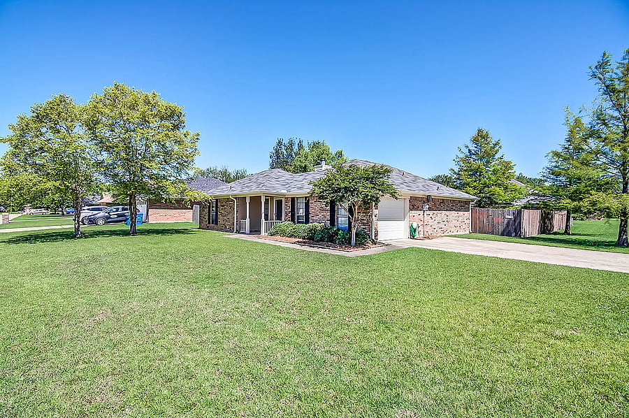 Furnished Finder property 692427_1 photo 15