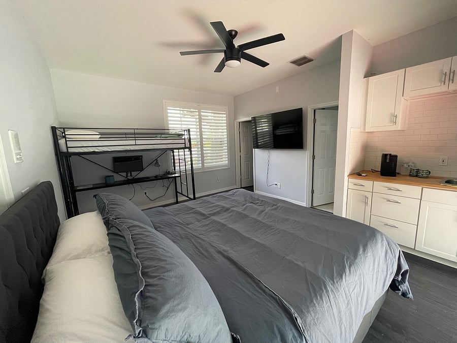 Furnished Finder property 692440_1 photo 31