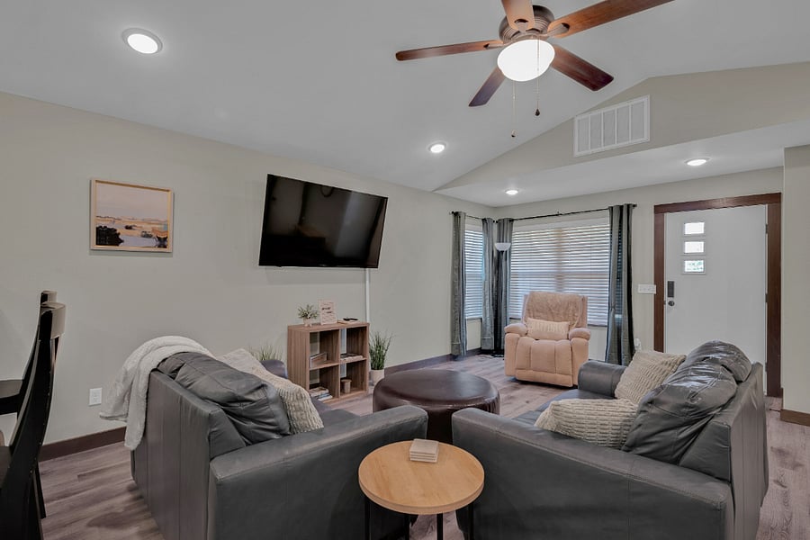 Furnished Finder property 692465_1 photo 6