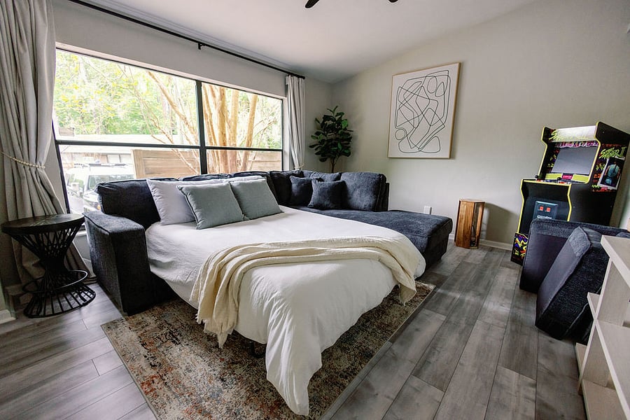 Furnished Finder property 692470_1 photo 15