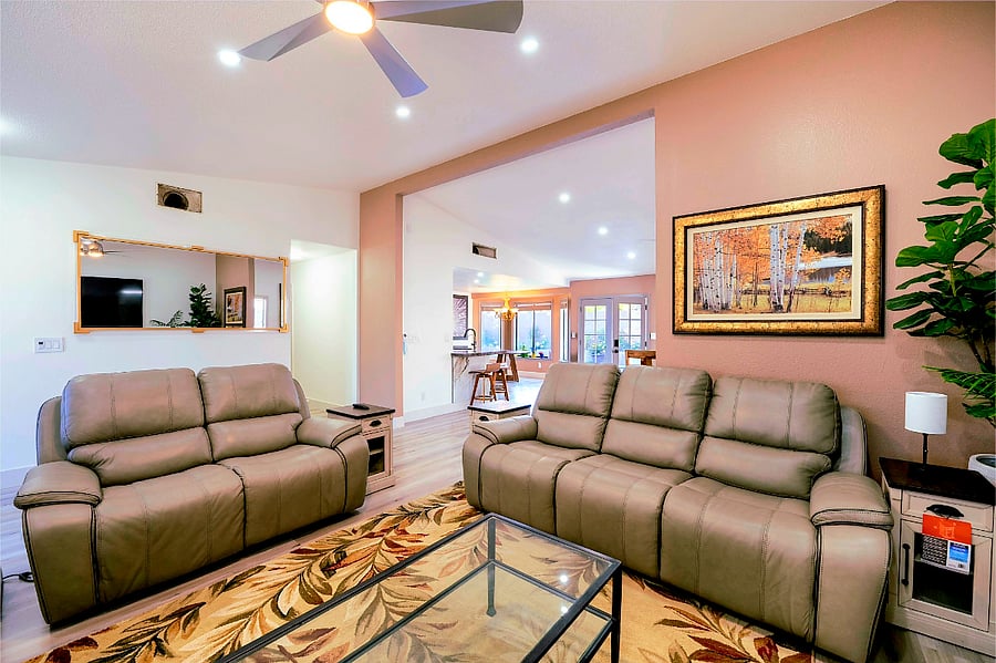 Furnished Finder property 692471_1 photo 5
