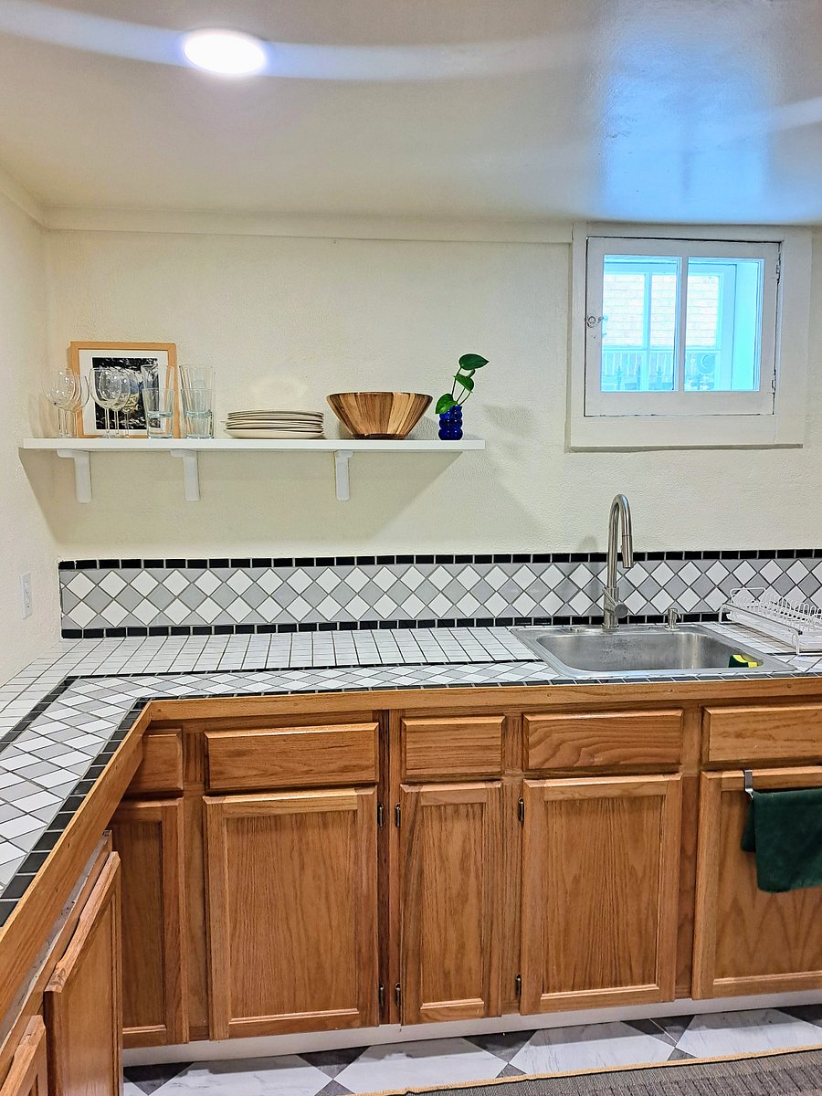 Furnished Finder property 692524_1 photo 6