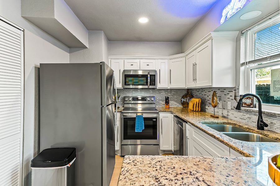 Furnished Finder property 692525_1 photo 8