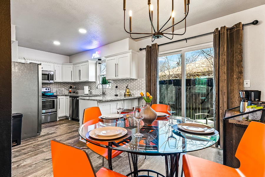 Furnished Finder property 692525_2 photo 6