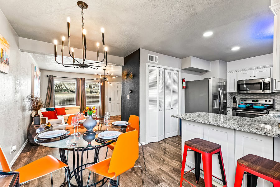 Furnished Finder property 692525_2 photo 7