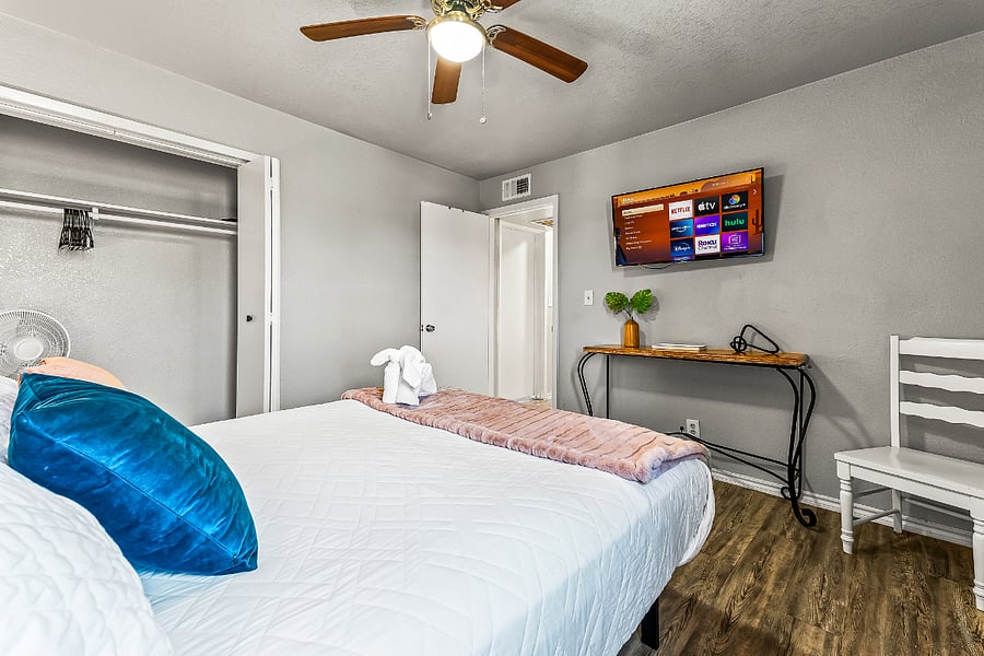 Furnished Finder property 692525_2 photo 17