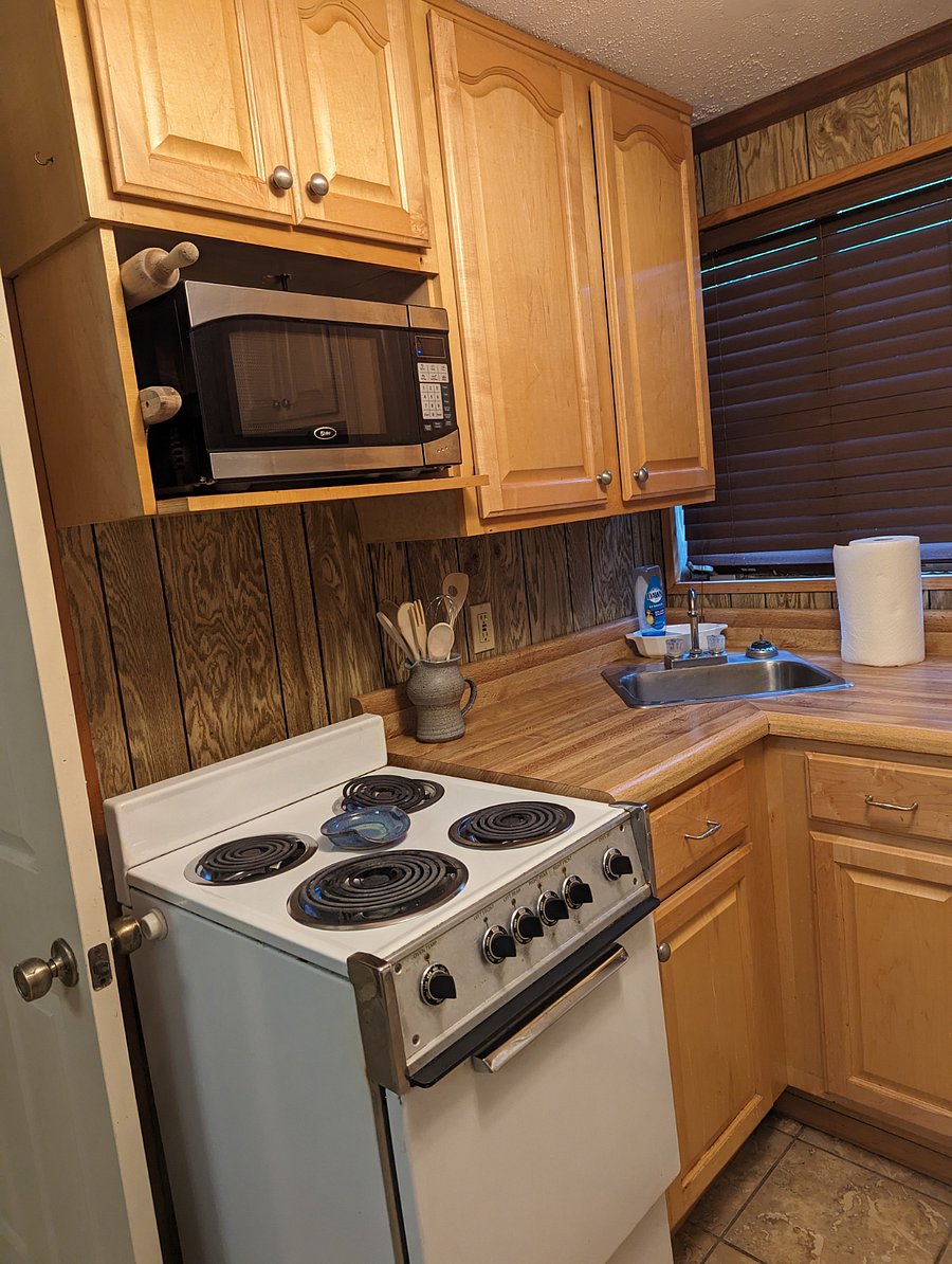 Furnished Finder property 692539_1 photo 8