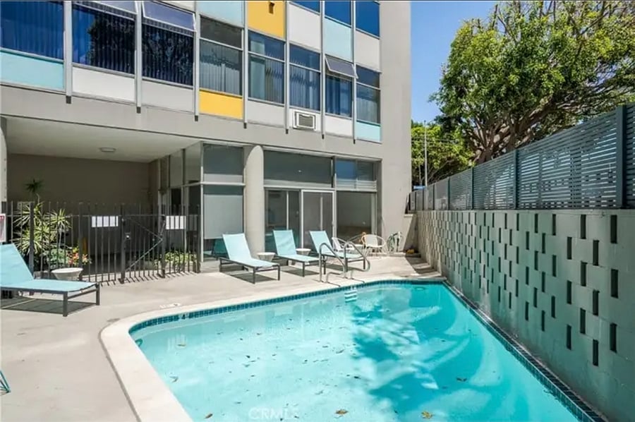 Furnished Finder property 692540_1 photo 27