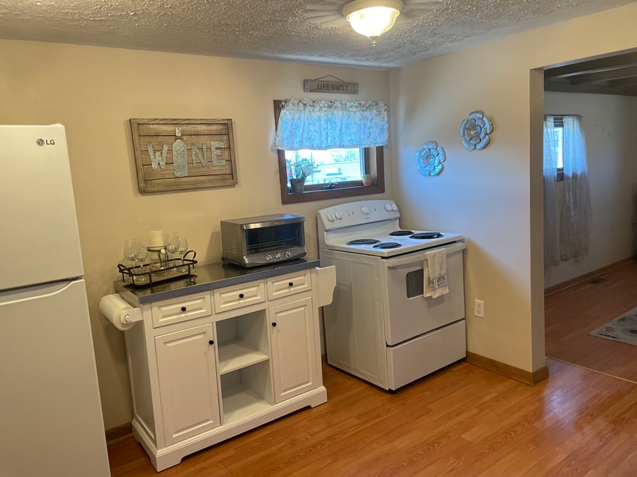 Furnished Finder property 692575_1 photo 4