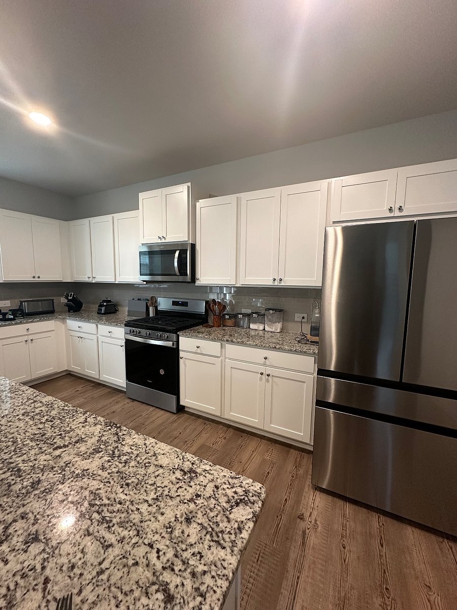 Furnished Finder property 692589_1 photo 9