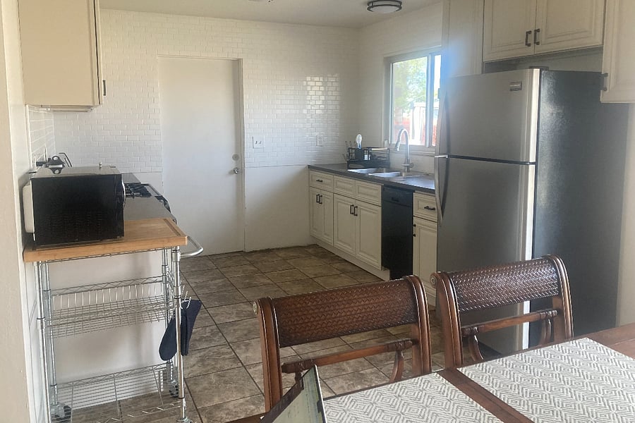 Furnished Finder property 692614_1 photo 4