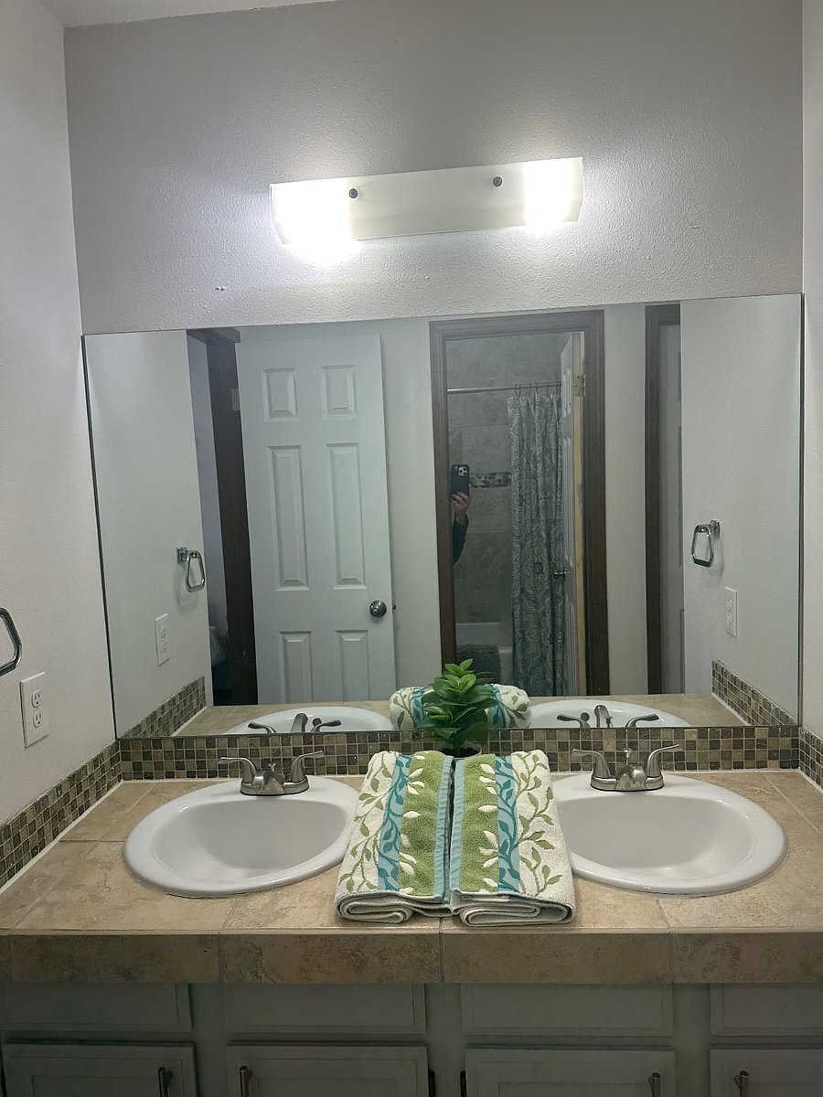 upstairs bathroom
