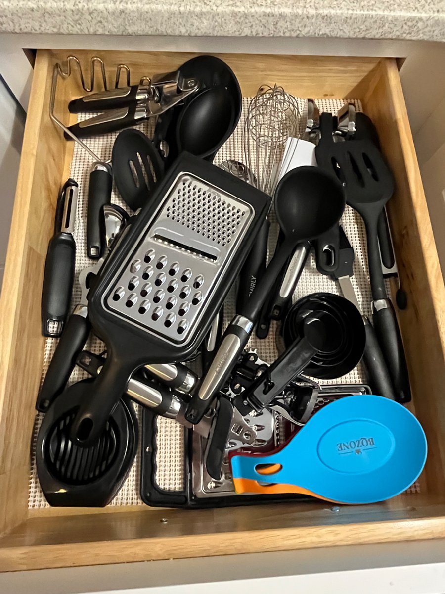 Wide variety of kitchen utensils.