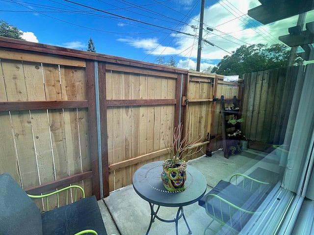 Furnished Finder property 692721_1 photo 17