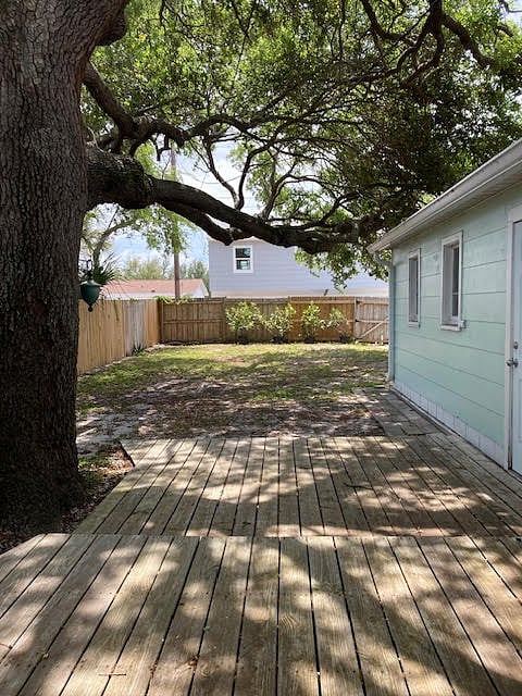 Furnished Finder property 692739_1 photo 29