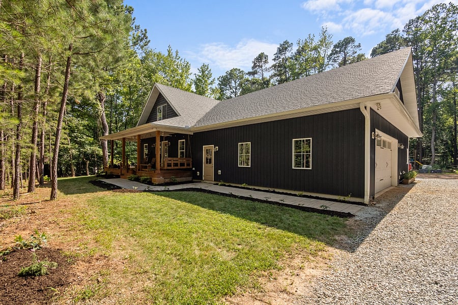 Front of house; apartment is located at the back side of the house.