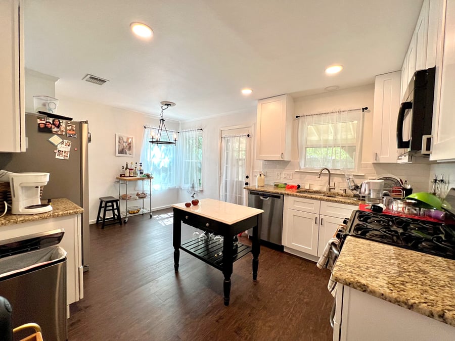 Furnished Finder property 692756_1 photo 4