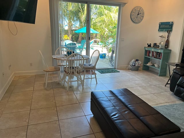 Furnished Finder property 692770_1 photo 35