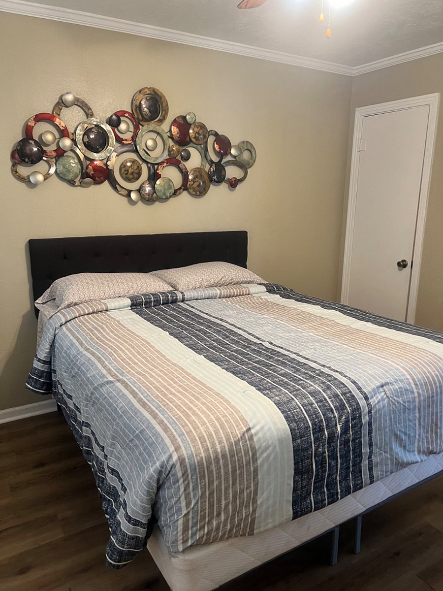 Furnished Finder property 692777_1 photo 3