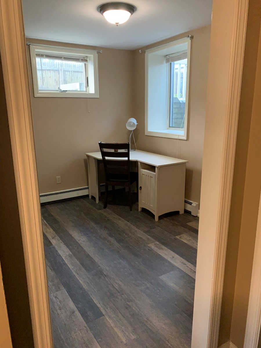 Bonus office space!!