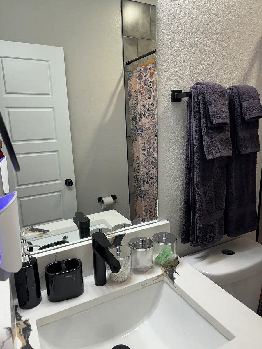 Furnished Finder property 692782_4 photo 3