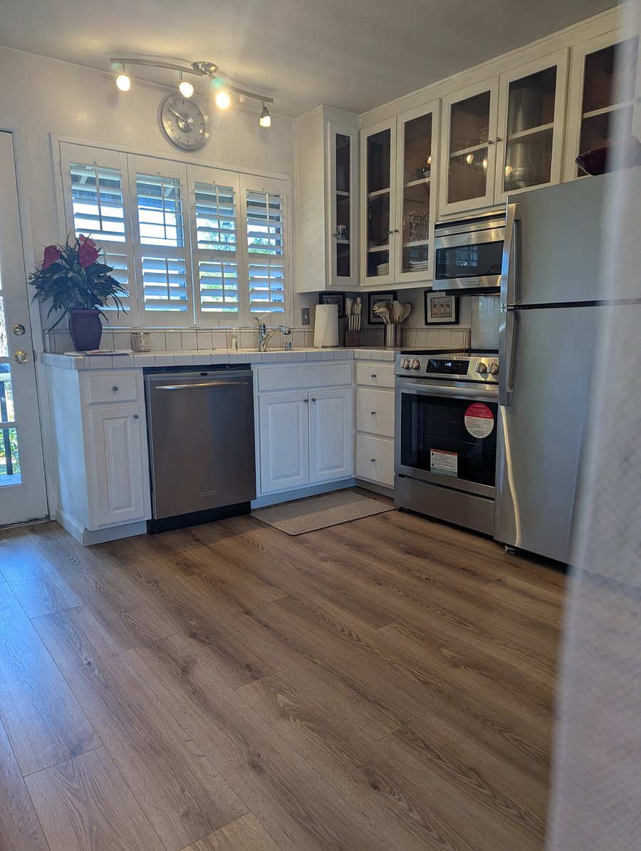 Furnished Finder property 692816_1 photo 4