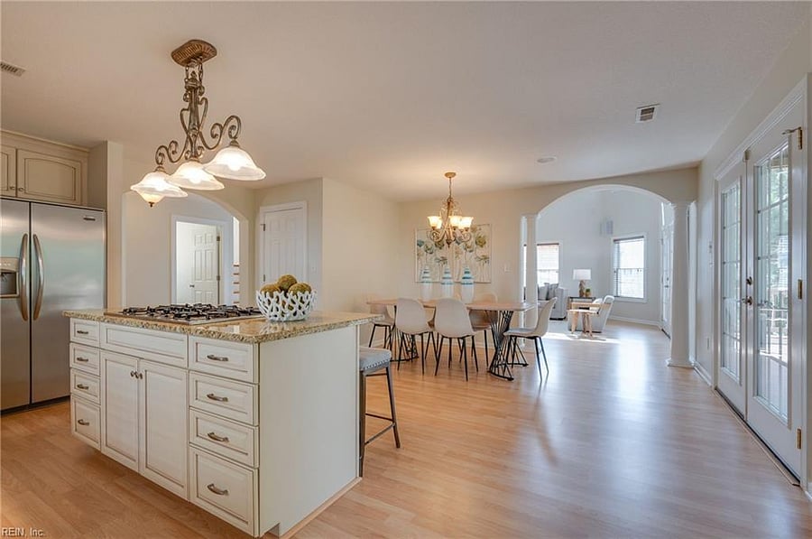 Furnished Finder property 692818_3 photo 6