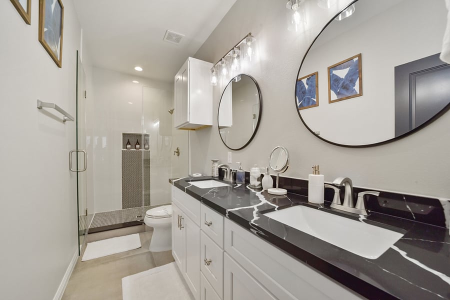 Masterbath