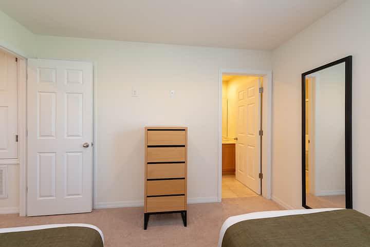 Furnished Finder property 692861_1 photo 5