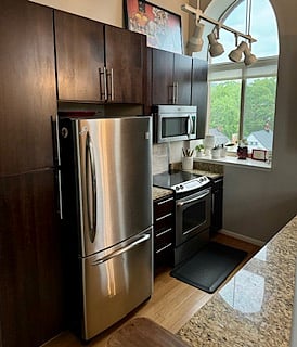 Furnished Finder property 692880_1 photo 3