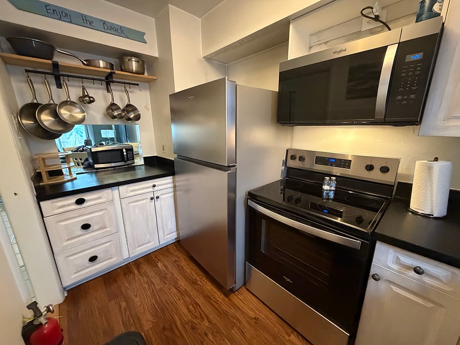 Furnished Finder property 692962_1 photo 3