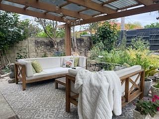 Back patio lounge area.