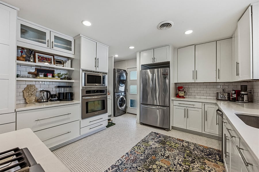 Furnished Finder property 693025_1 photo 8
