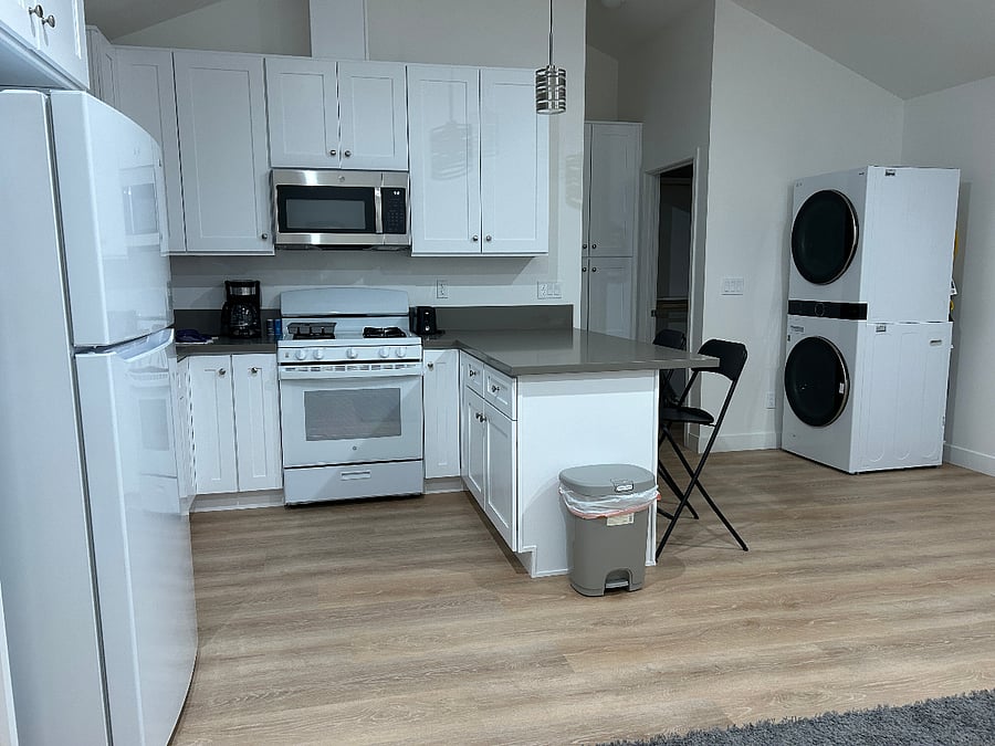 Furnished Finder property 693029_1 photo 4