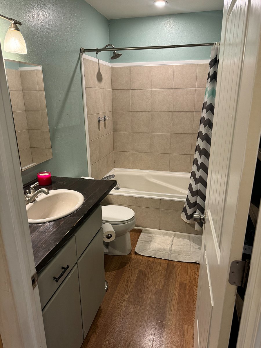 Furnished Finder property 693062_1 photo 8