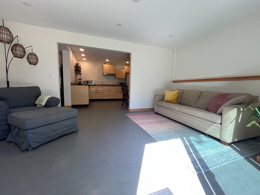 Living room / kitchen