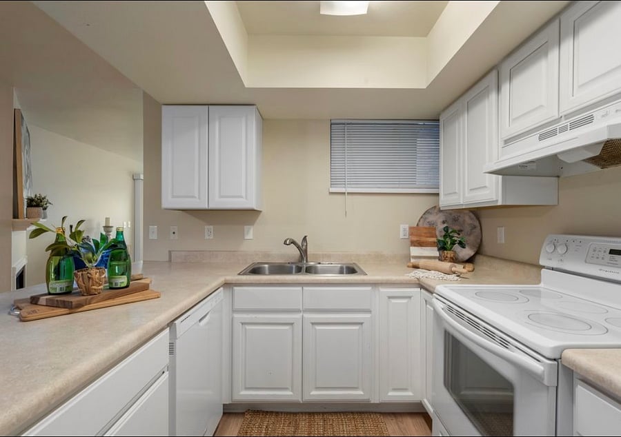 Furnished Finder property 693107_1 photo 16