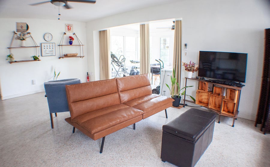 3/2 Home Living Room
$3500/month