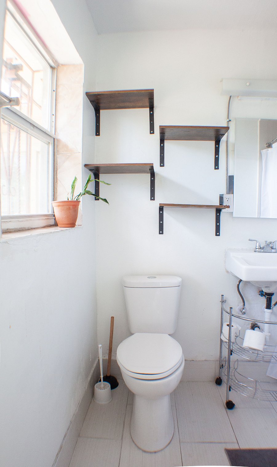 3/2 Home Bathroom 2
$3500/month