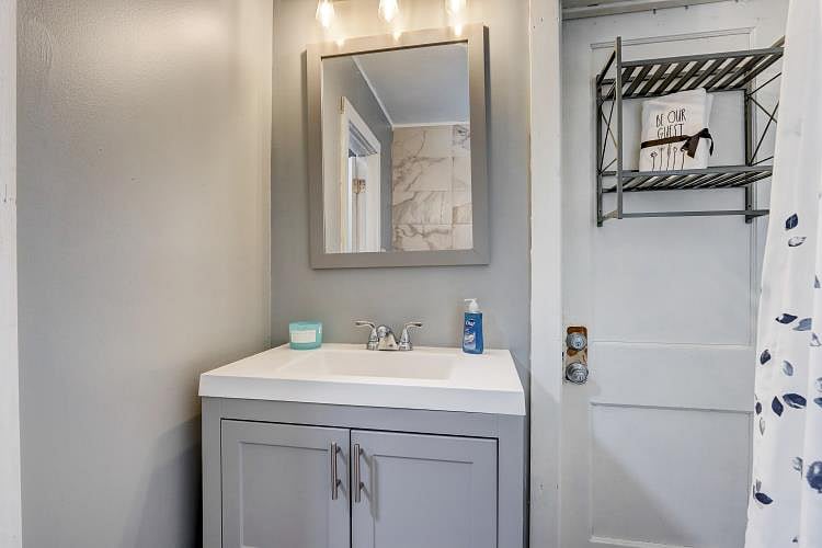 Furnished Finder property 693139_1 photo 8