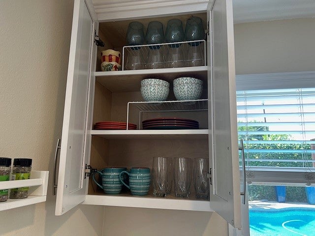 Dishes, Glasses, Wine Glasses indoor and outdoor