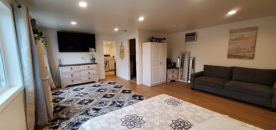 Furnished Finder property 693377_1 photo 3